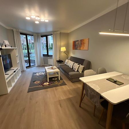 Boston Cozy Elegant Family Apt W Parking Near Nsa Sofia Exterior foto